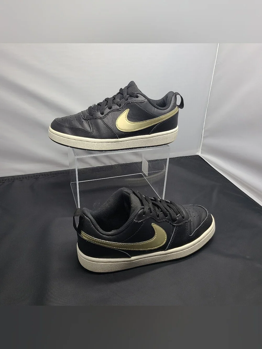 Nike Court Borough Low 2 Black Gold Lifestyle Sneakers Kids Size 4.5Y